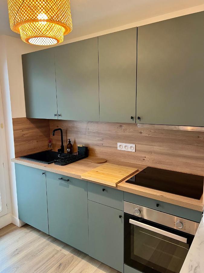 Cocon 2 Pieces Avec Grande Terrasse A Vauban Apartment Marseilles
